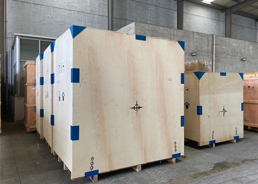 BK7011 Volume de l'air:22.10m3/min,Préssion: 80Kpa,tension et fréquence: 380V&50Hz,Trois lobes racines souffleur Pour le traitement de l'eau