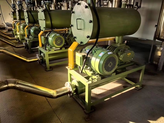 18.5KW 0,04Mpa souffleur à trois racines de lobe Application pour le transfert pneumatique de poudres, de grains etc.